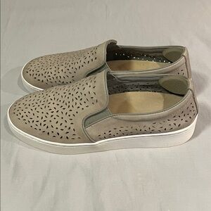 Vionic Taupe Gray Slip On Comfort Perforated Loafers Shoes Orthotic Support Sz 8